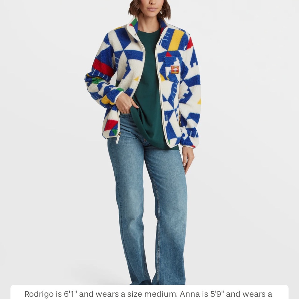 Geometric Fleece Jacket with Bold Colors - Picture 3 of 8